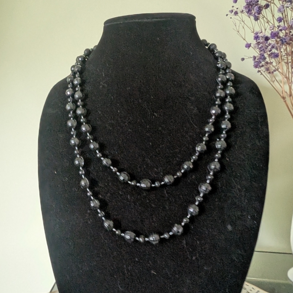 Elegant Black Beaded Necklace